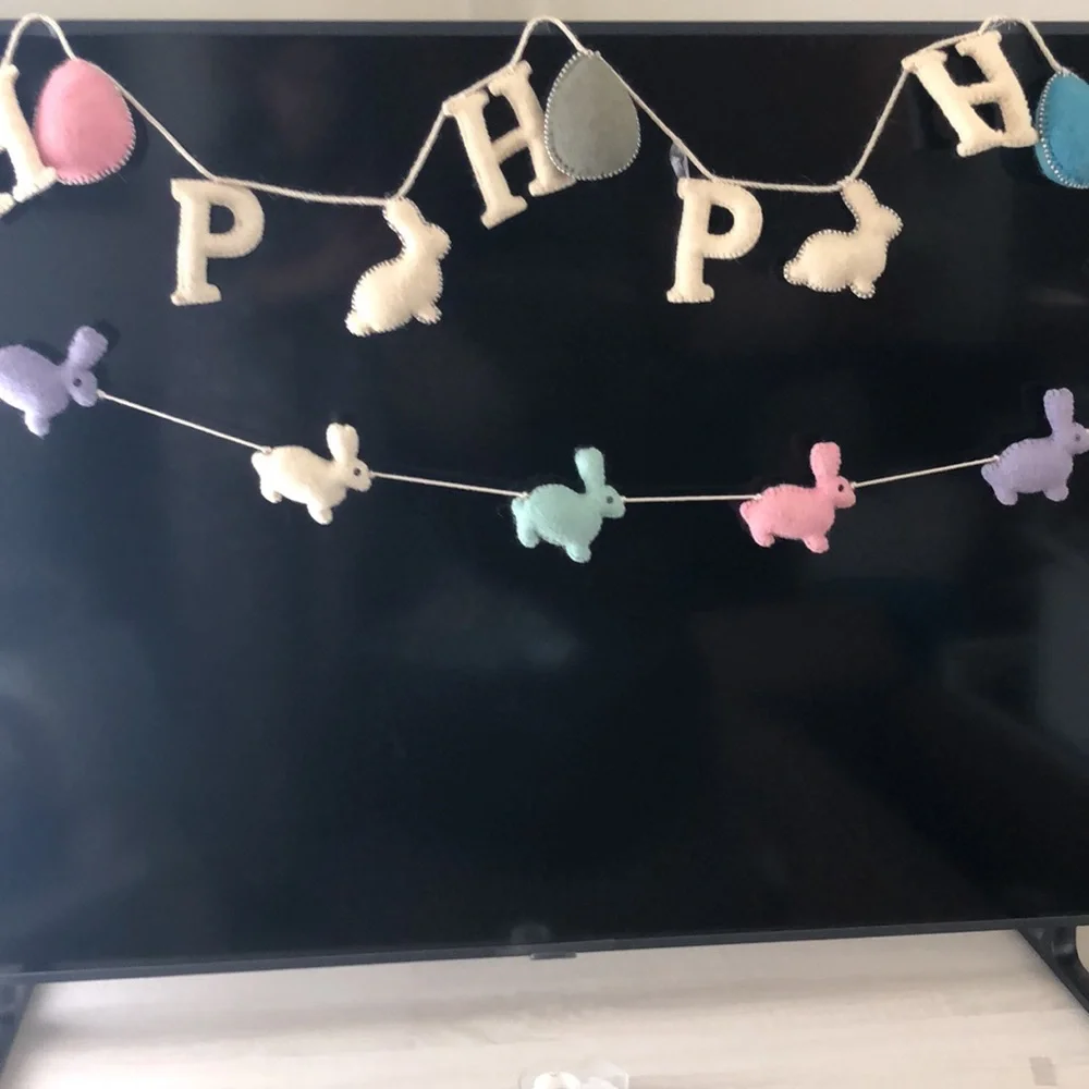 - 2 EASTER GARLANDS, felt material bunny’s and eggs, HOPPY school class ro…